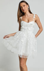 Everheart Mini Dress - Sweetheart Bustier Lace Dress in White