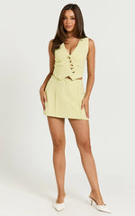 Bev Mini Skort - Mid Waisted Pintuck Skort in Citrus